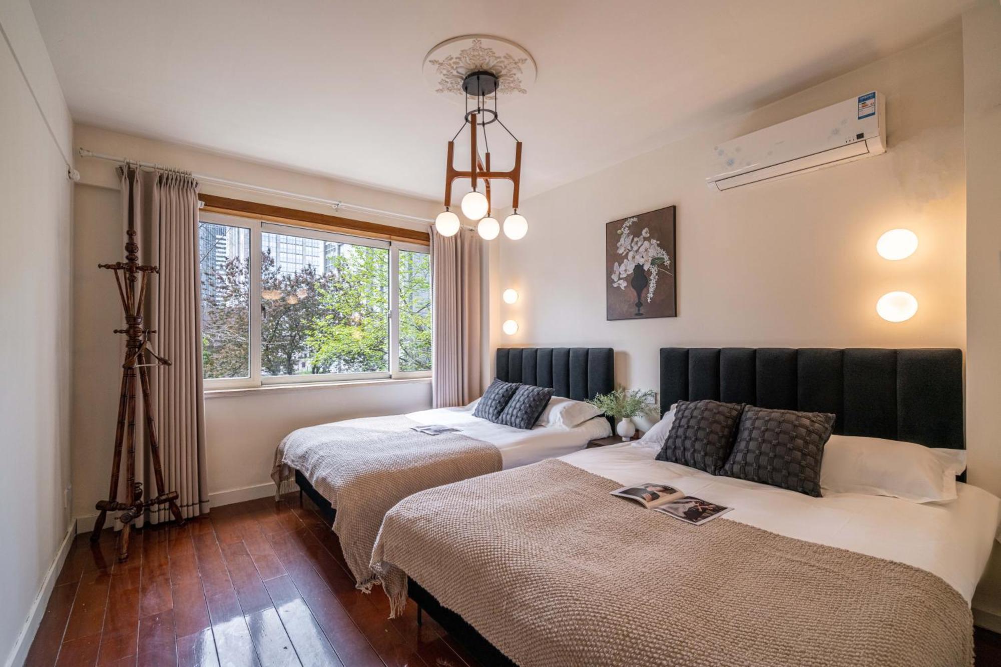 Appartement Book And Bed-people's Square *